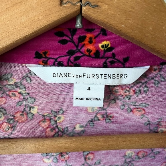 Von Furstenberg DVF Floral Jilda Two
Wrap Dress - Picture 8 of 11